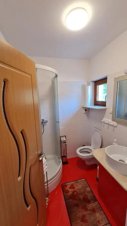 Apartment Vacation Home Licinius Liznjan Croatia